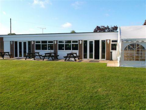 Broadside Chalet Park Stalham Exteriör bild